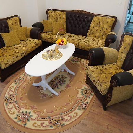 Apartments Manitovac M Nikšić Eksteriør billede